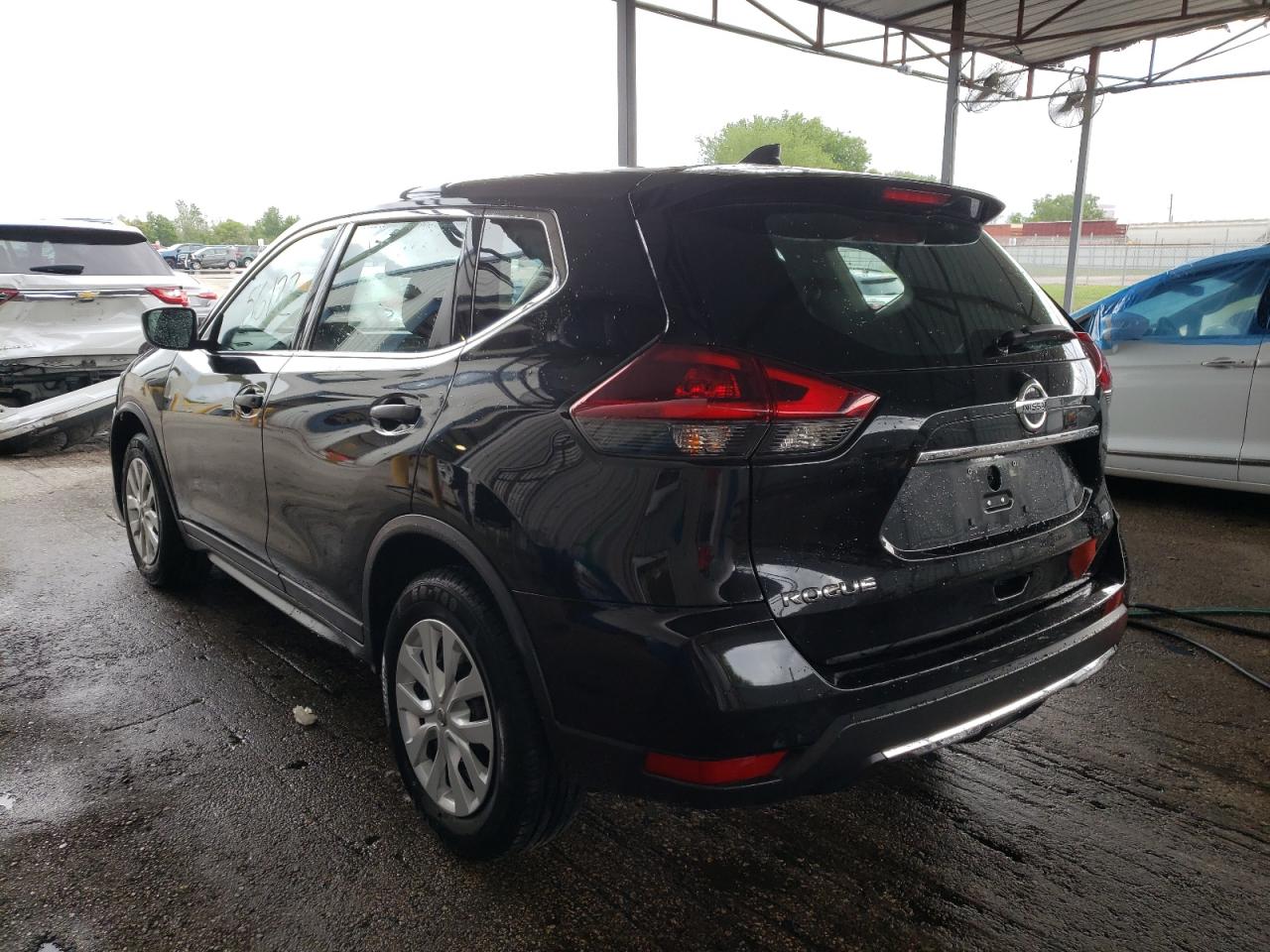 Photo 3 from auction – 2020 NISSAN ROGUE S with VIN KNMAT2MV8LP512128