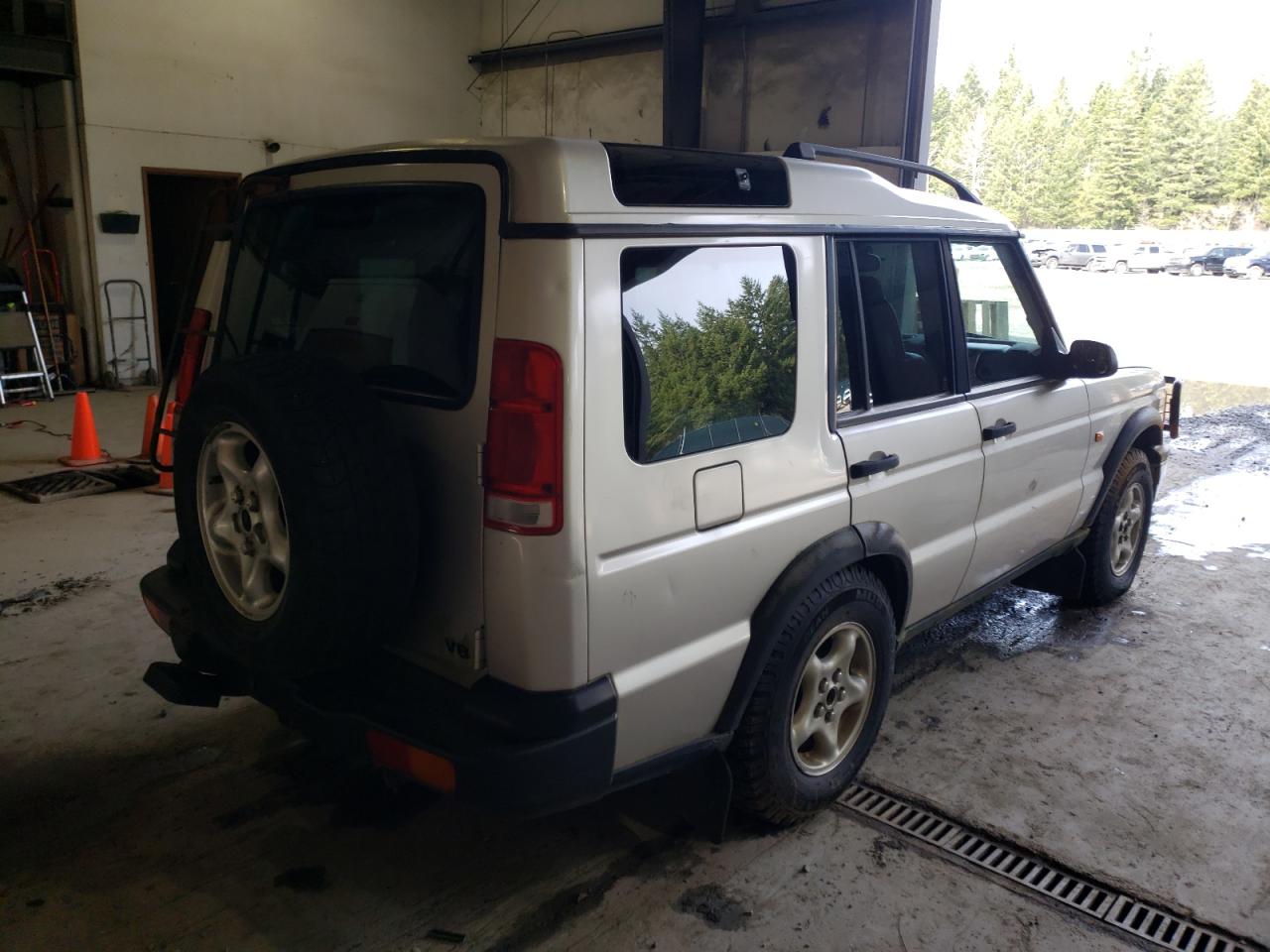 Photo 4 from auction – 1999 LAND ROVER DISCOVERY with VIN SALTY1249XA213747