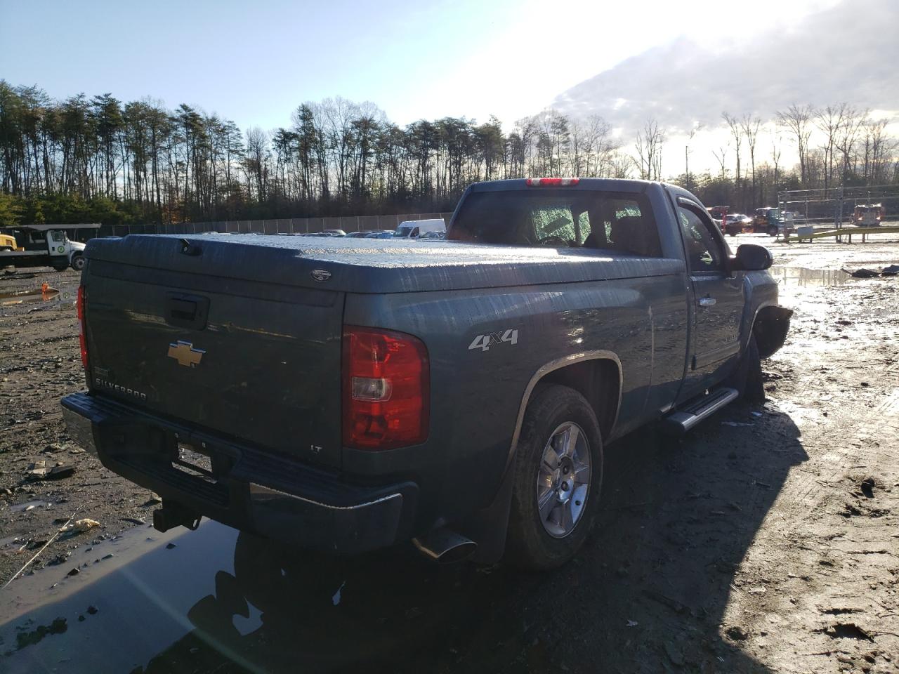Photo 4 from auction – 2011 CHEVROLET SILVERADO with VIN 1GCNKSE04BF128794