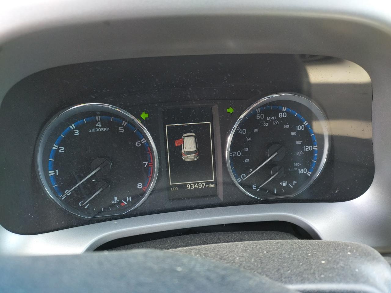 Photo 8 from auction – 2016 TOYOTA RAV4 LIMIT with VIN 2T3YFREV3GW259341