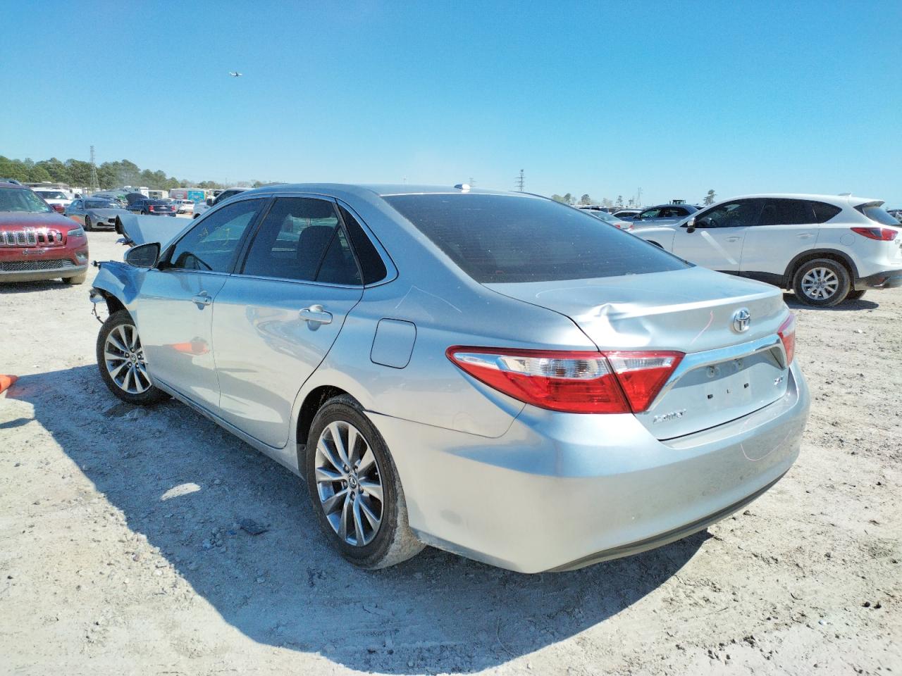 Photo 3 from auction – 2015 TOYOTA CAMRY LE with VIN 4T4BF1FK8FR449760