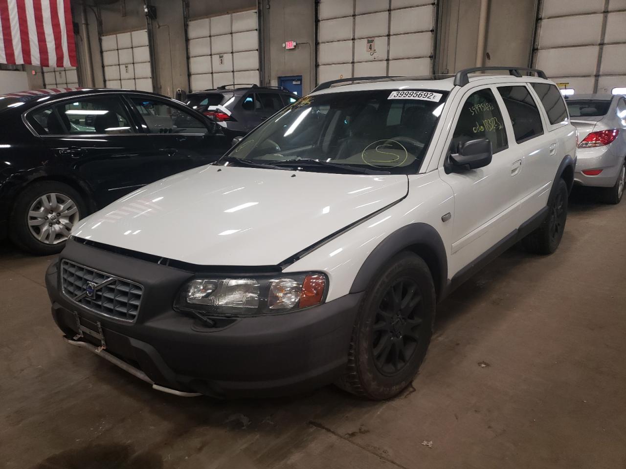 Photo 2 from auction – 2004 VOLVO XC70 with VIN YV1SZ59H541164536