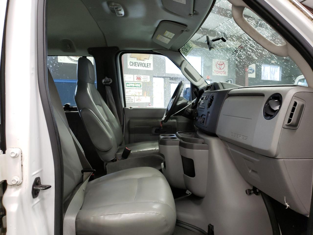 Photo 5 from auction – 2014 FORD ECONOLINE with VIN 1FTNE2EW8EDA97545