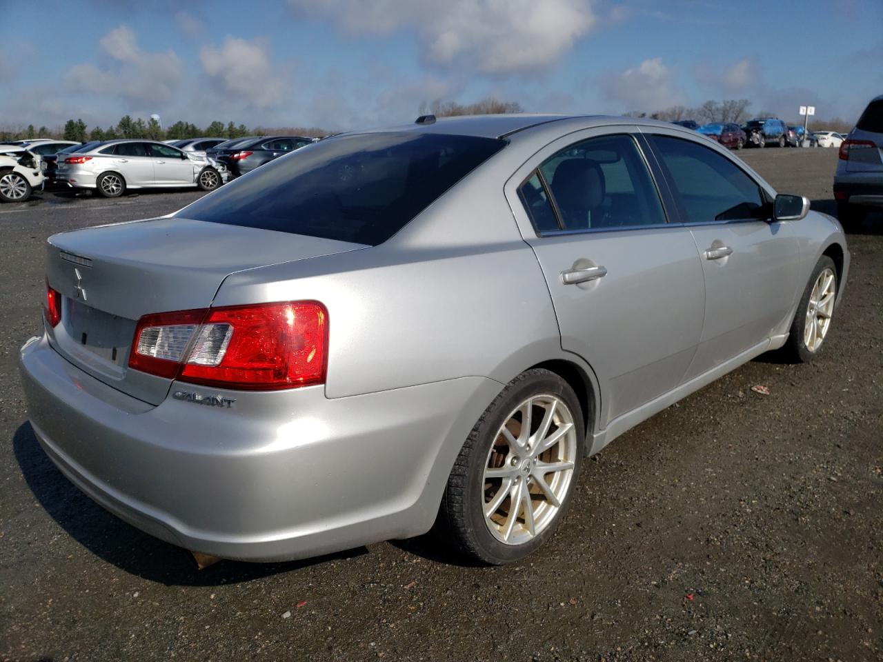 Photo 4 from auction – 2012 MITSUBISHI GALANT ES with VIN 4A32B3FF2CE009318