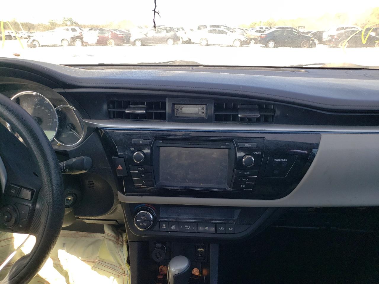 Photo 9 from auction – 2015 TOYOTA COROLLA L with VIN 2T1BURHE9FC308929