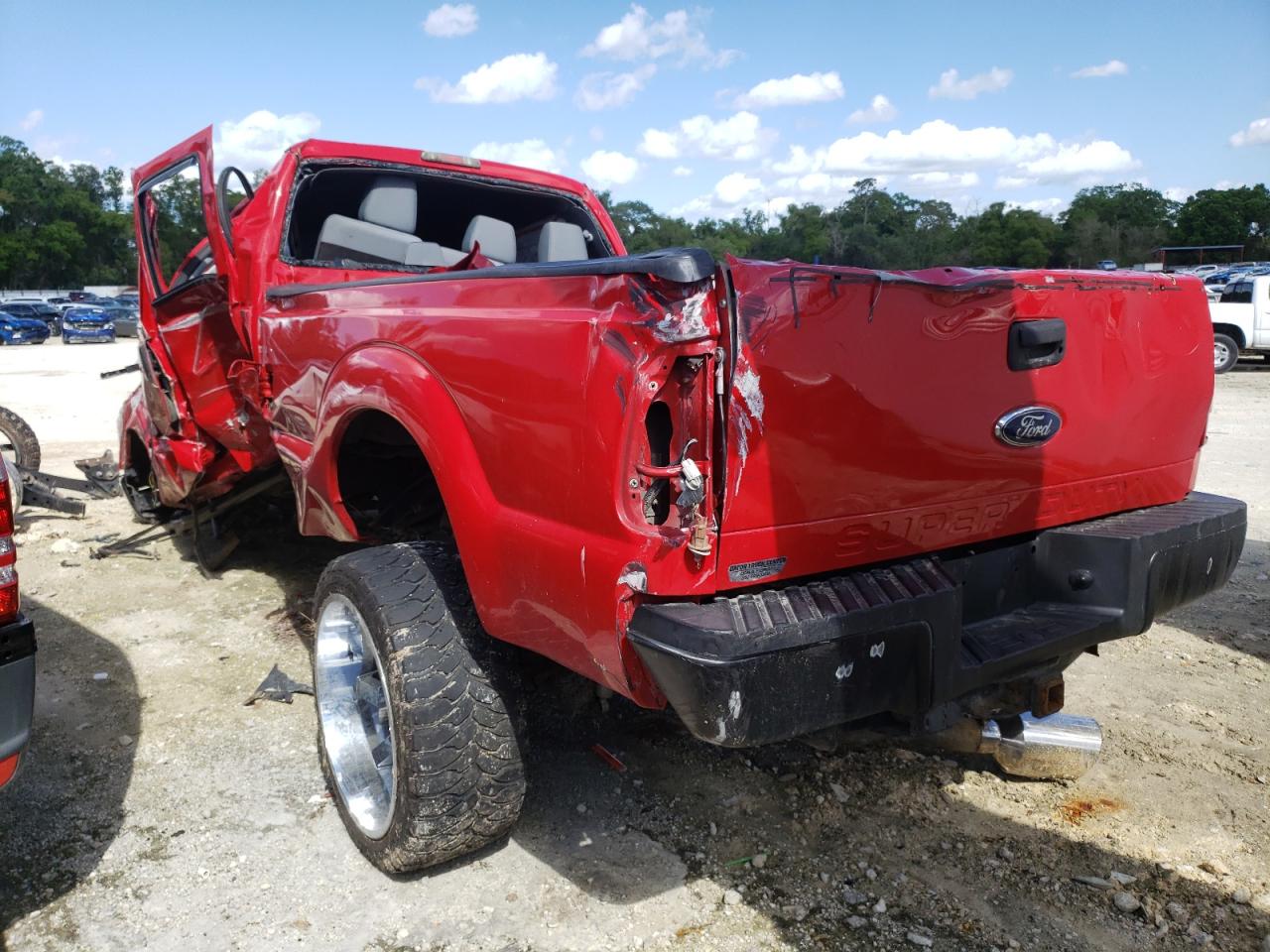 Photo 3 from auction – 2011 FORD F250 SUPER with VIN 1FT7W2BT6BEB43041