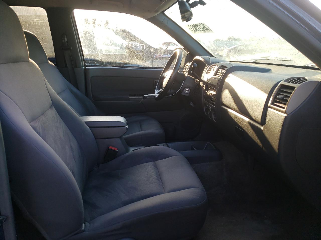 Photo 5 from auction – 2004 CHEVROLET COLORADO with VIN 1GCDS136248145646