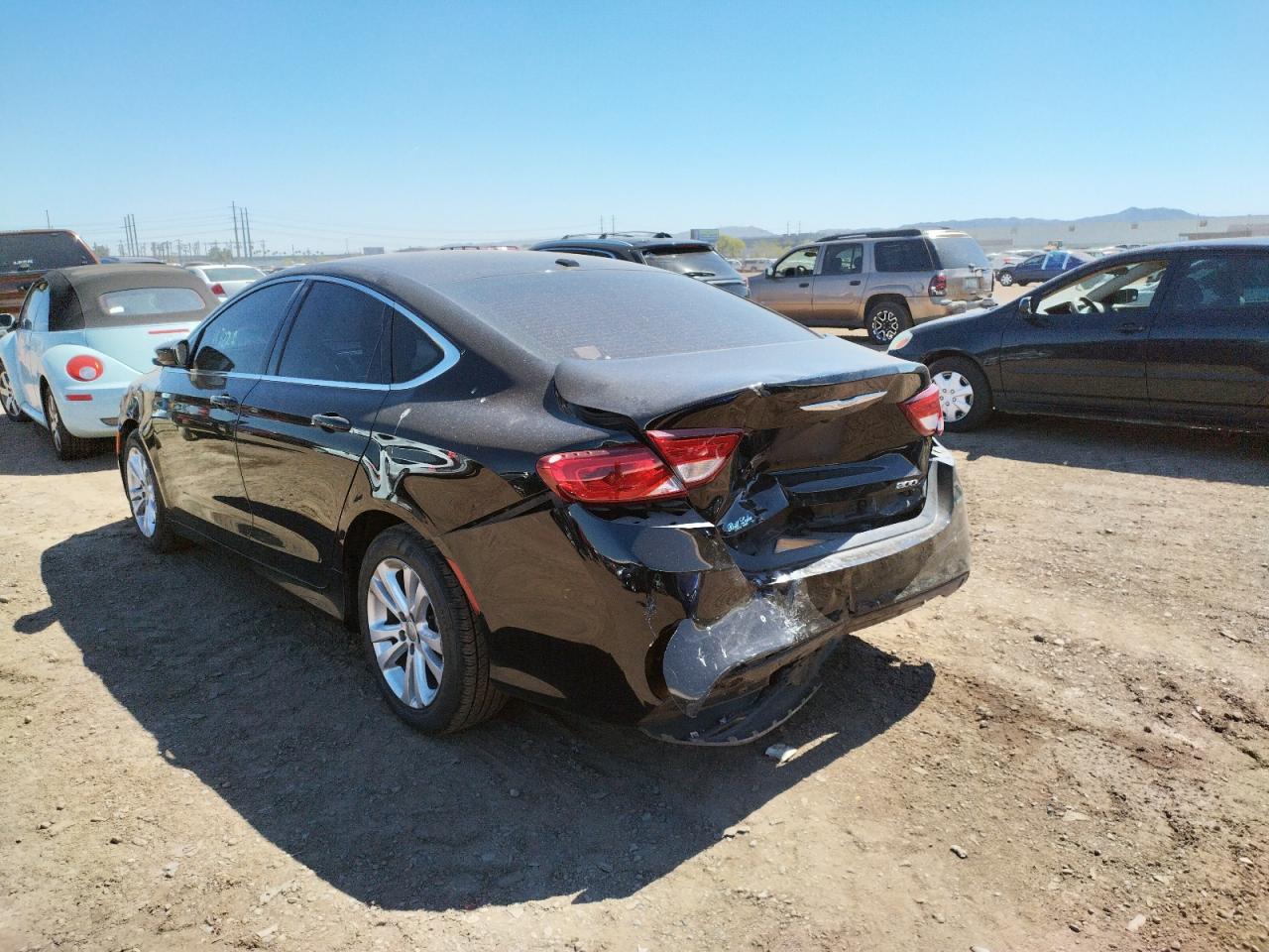 Photo 3 from auction – 2016 CHRYSLER 200 LIMITE with VIN 1C3CCCAB9GN138496