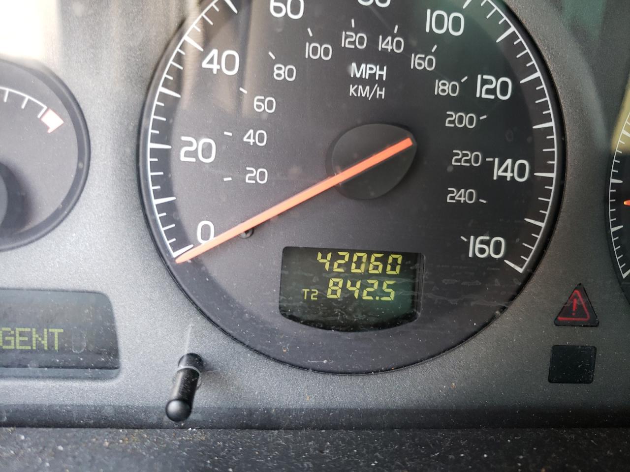 Photo 8 from auction – 2003 VOLVO S 80 TS with VIN YV1TS92D031306605