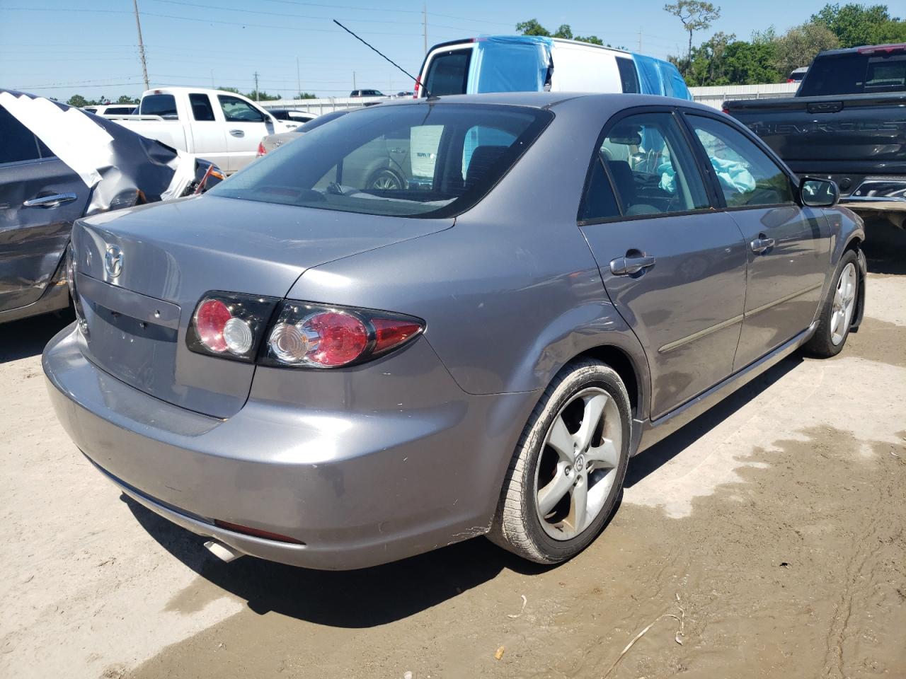 Фото 4 с аукциона – 2007 MAZDA 6 I с VIN 1YVHP80C175M13267