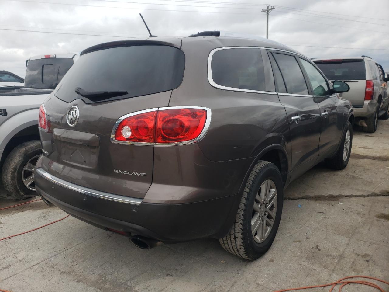 Photo 4 from auction – 2012 BUICK ENCLAVE with VIN 5GAKRBED8CJ356556