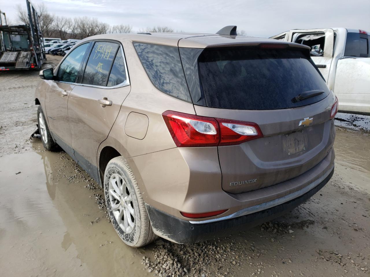 Photo 3 from auction – 2019 CHEVROLET EQUINOX LT with VIN 2GNAXUEV3K6233691