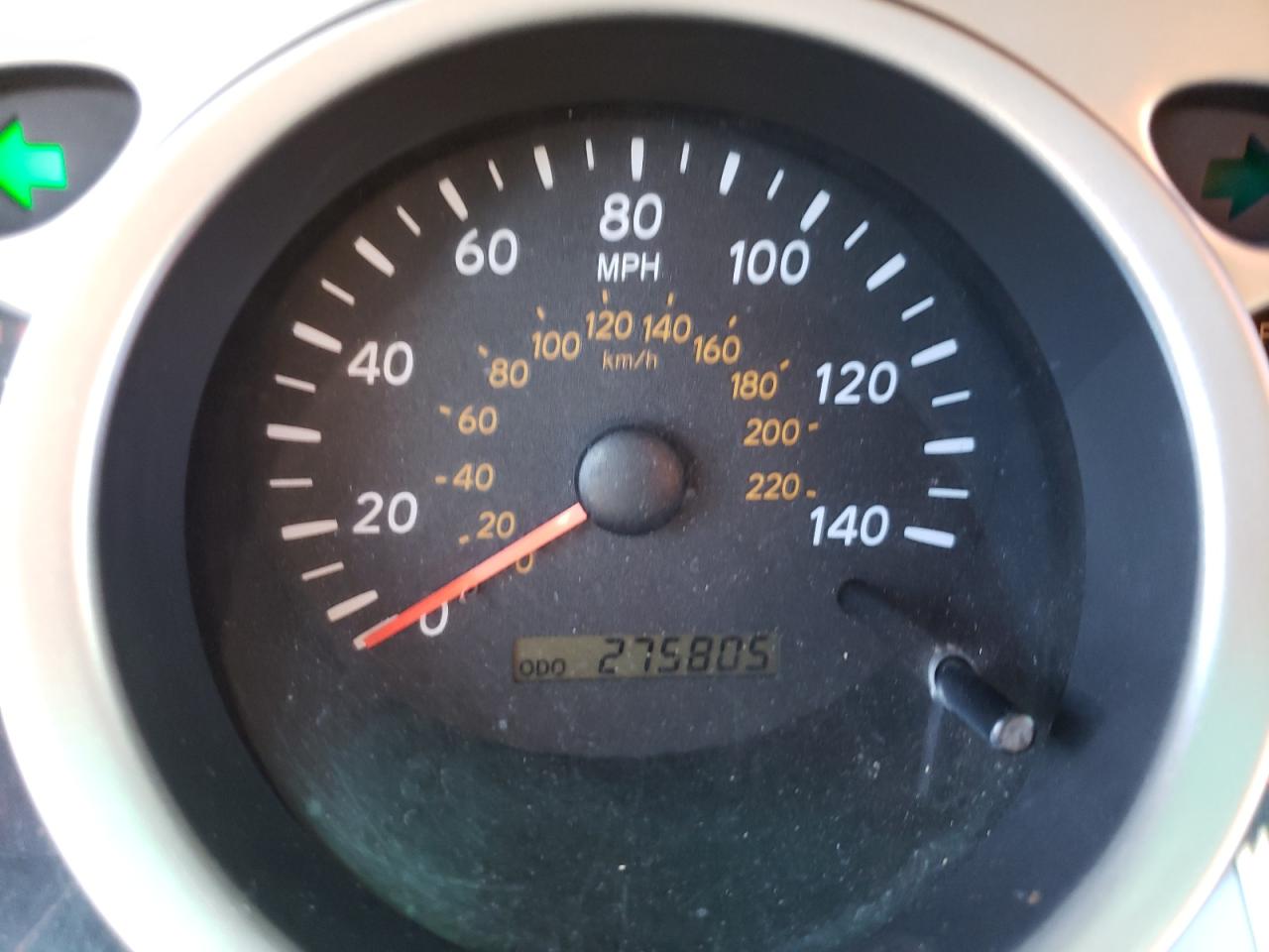 Photo 8 from auction – 2004 TOYOTA HIGHLANDER with VIN JTEEP21A340064264