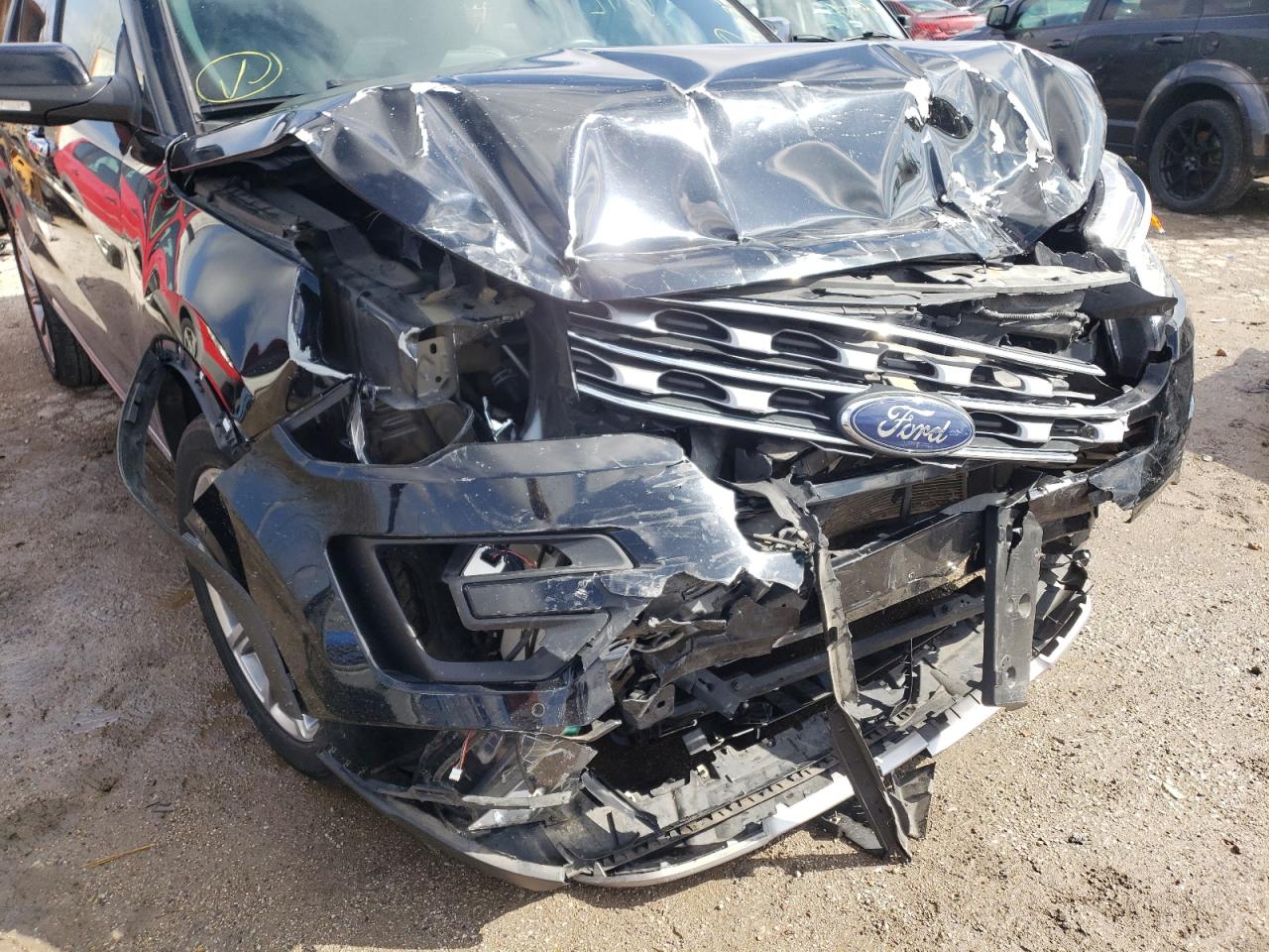 Фото 9 с аукциона – 2017 FORD EXPLORER L с VIN 1FM5K8F85HGC92142