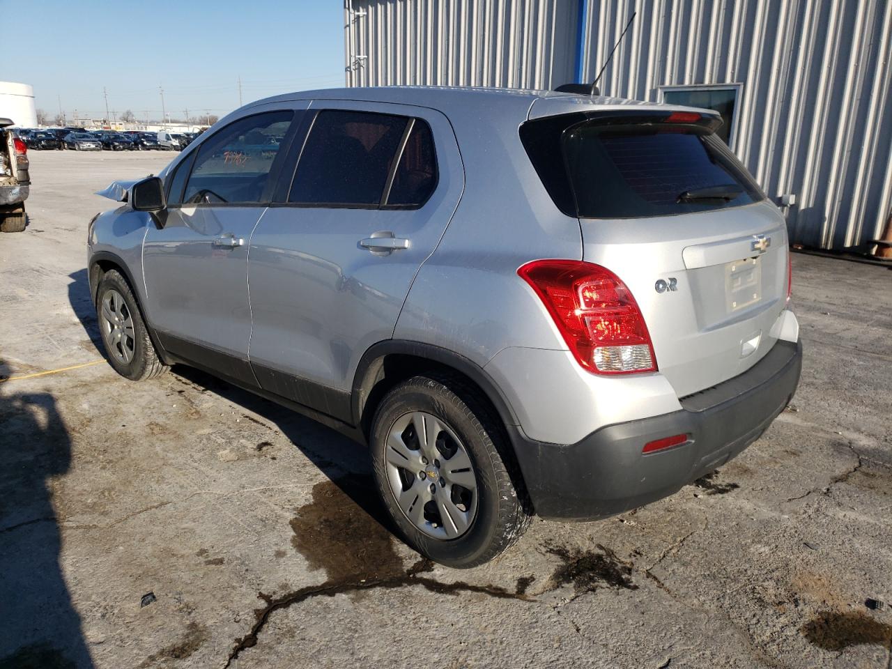 Photo 3 from auction – 2016 CHEVROLET TRAX LS with VIN 3GNCJKSB9GL157776