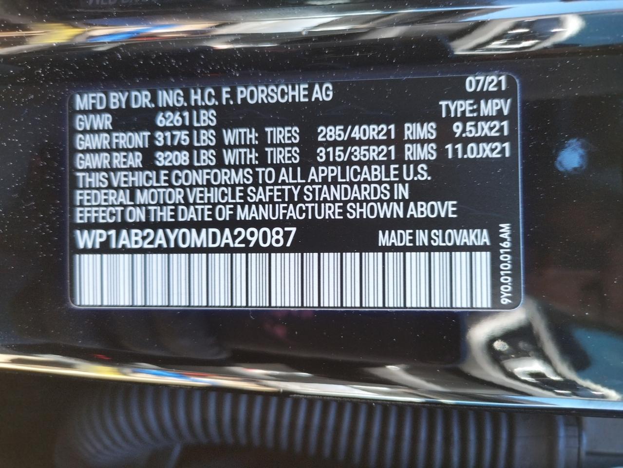 Photo 10 from auction – 2021 PORSCHE CAYENNE S with VIN WP1AB2AY0MDA29087