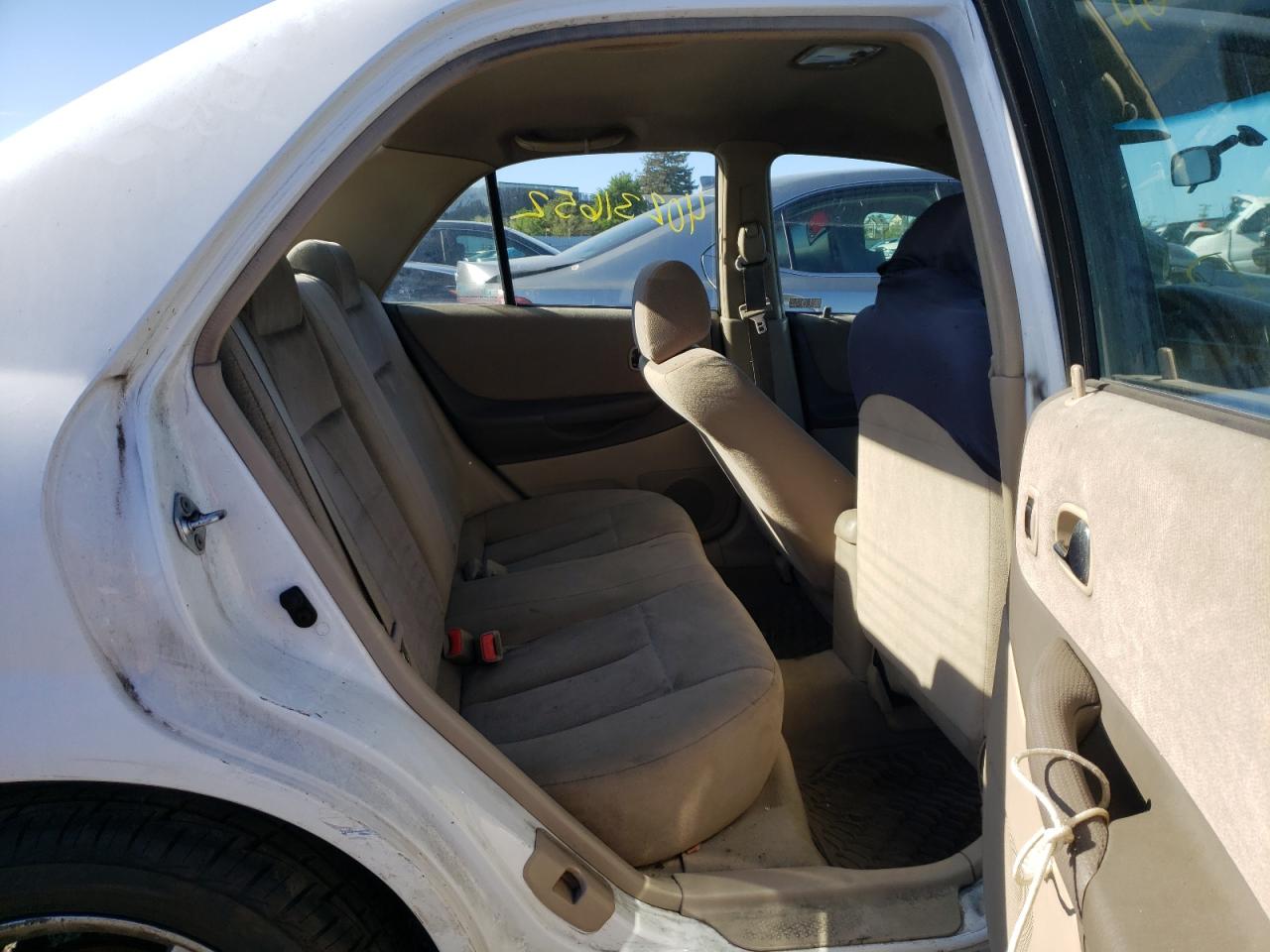 Photo 6 from auction – 2003 MAZDA PROTEGE DX with VIN JM1BJ225230200201