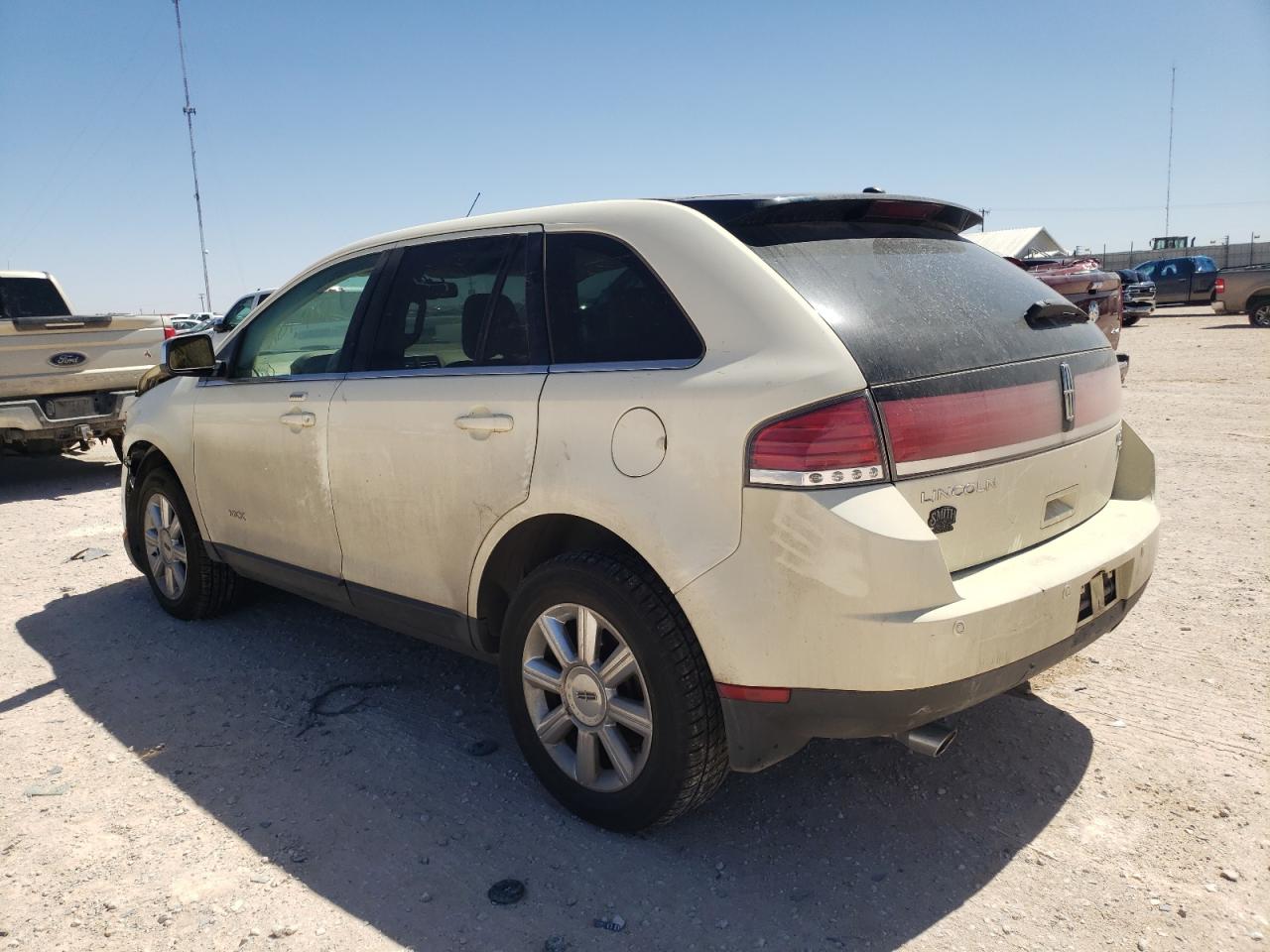 Photo 3 from auction – 2007 LINCOLN MKX with VIN 2LMDU88C77BJ14914