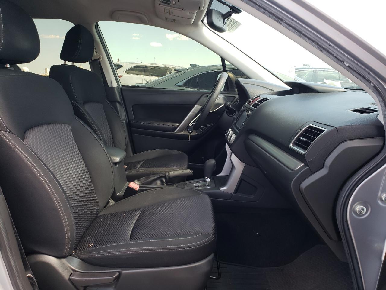 Zdjęcie 5 z aukcji – 2016 SUBARU FORESTER 2 z VIN JF2SJABCXGH469774