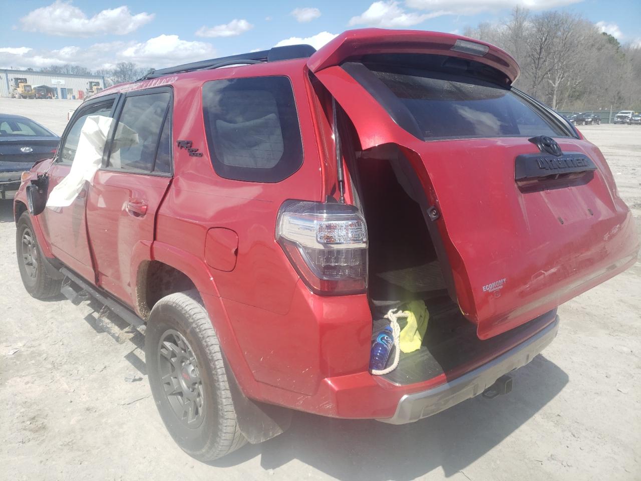 Photo 3 from auction – 2020 TOYOTA 4RUNNER SR with VIN JTEBU5JR8L5778153