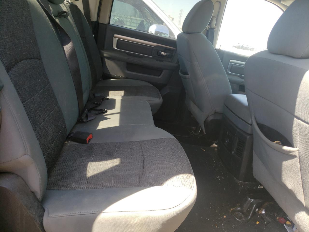 Photo 6 from auction – 2015 RAM 1500 SLT with VIN 1C6RR6LT6FS541824