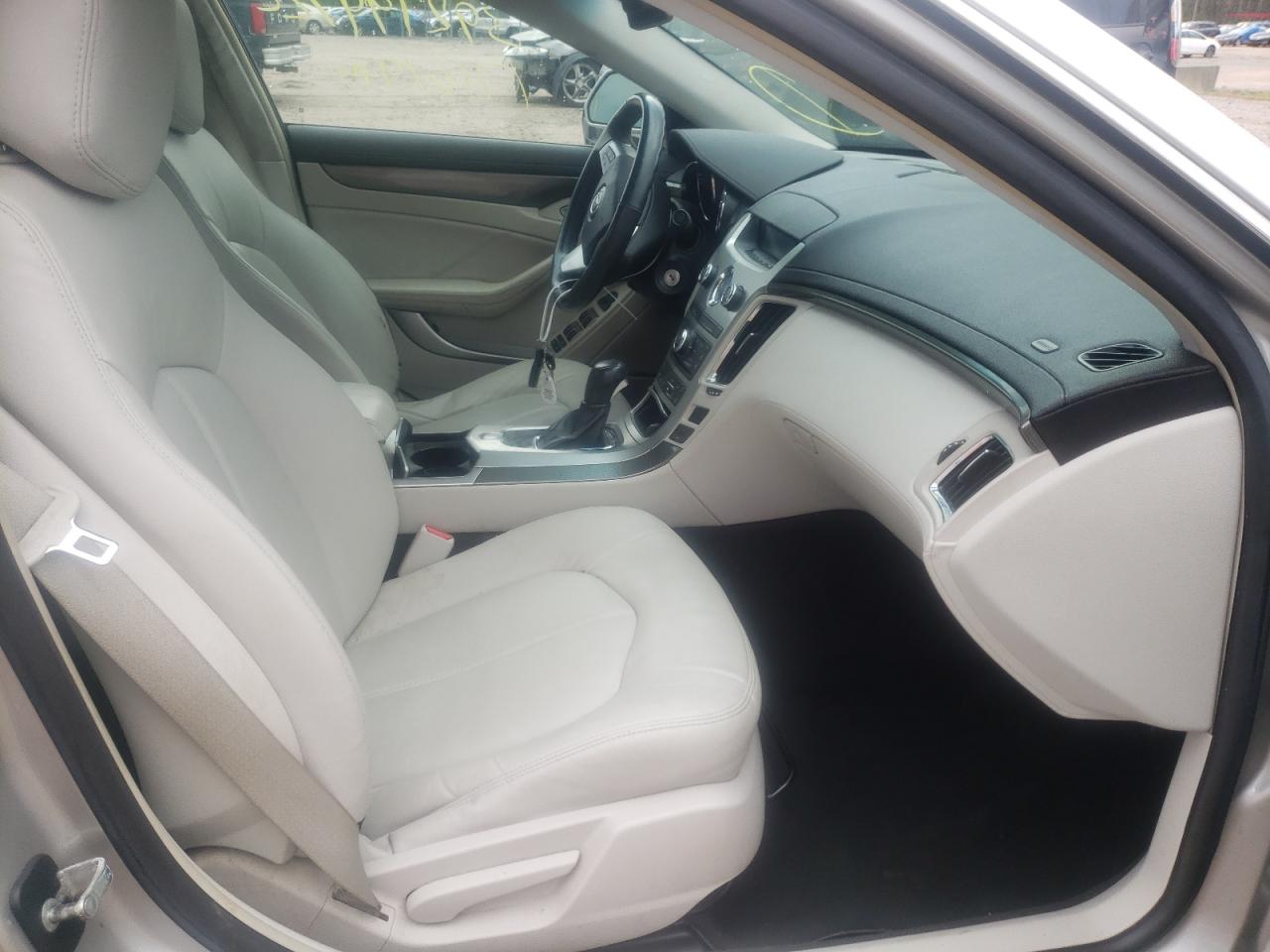 Photo 5 from auction – 2008 CADILLAC CTS with VIN 1G6DF577780151044