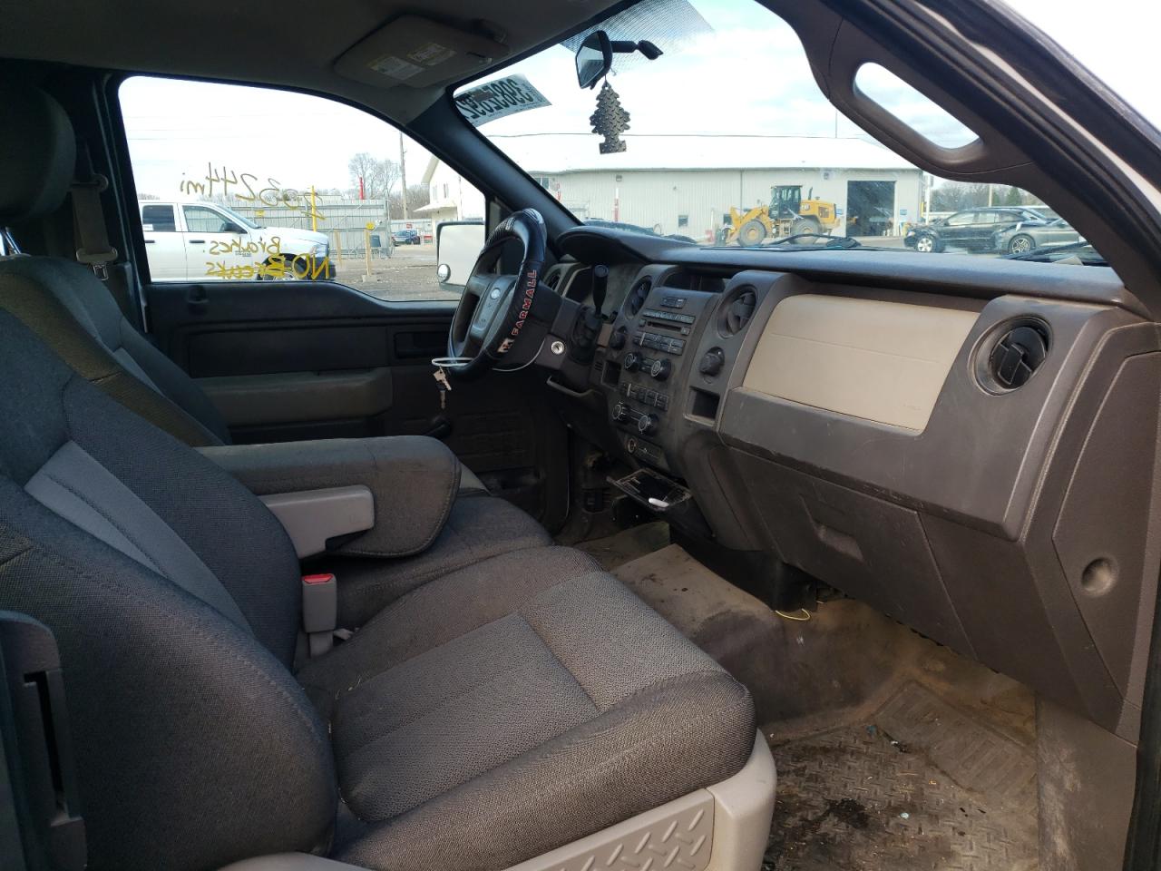 Photo 5 from auction – 2009 FORD F150 SUPER with VIN 1FTPX14VX9KC70909