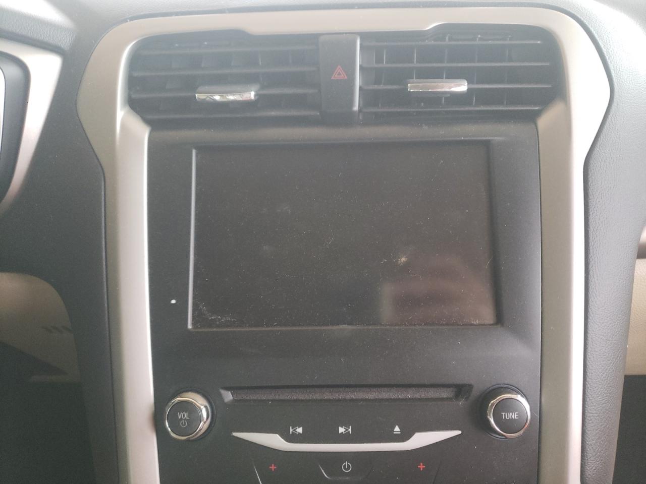 Photo 9 from auction – 2014 FORD FUSION SE with VIN 3FA6P0HD6ER206157