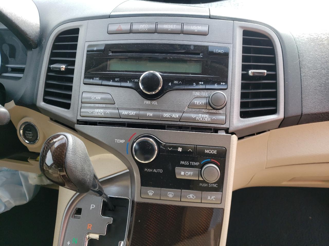 Photo 9 from auction – 2009 TOYOTA VENZA with VIN 4T3ZK11A69U002181