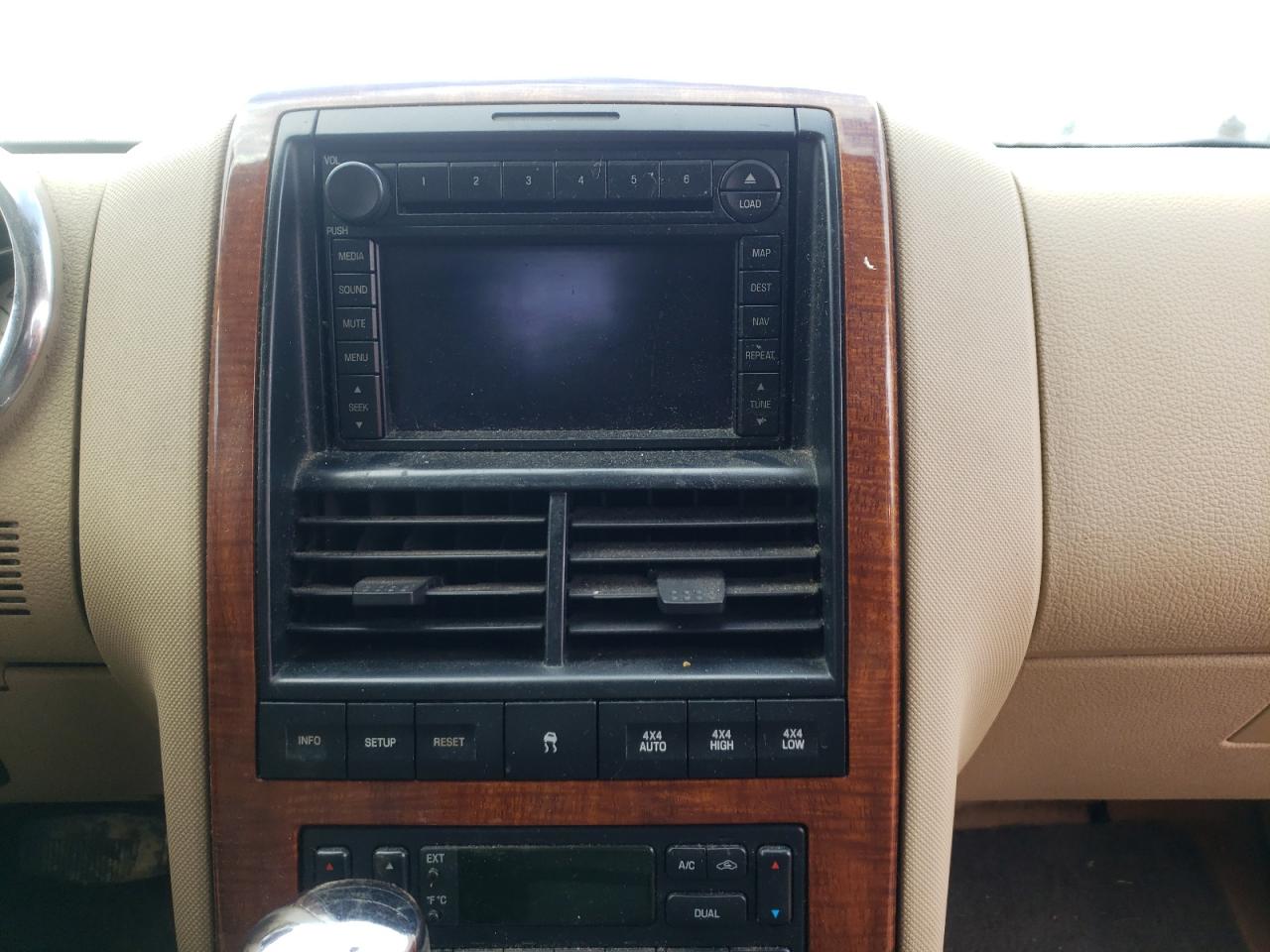 Photo 9 from auction – 2006 FORD EXPLORER E with VIN 1FMEU74846UA86882