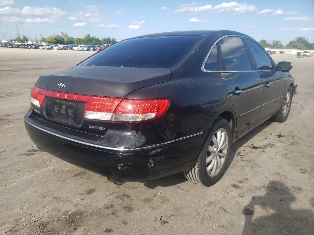 Photo 4 from auction – 2007 HYUNDAI AZERA SE with VIN KMHFC46F17A152891