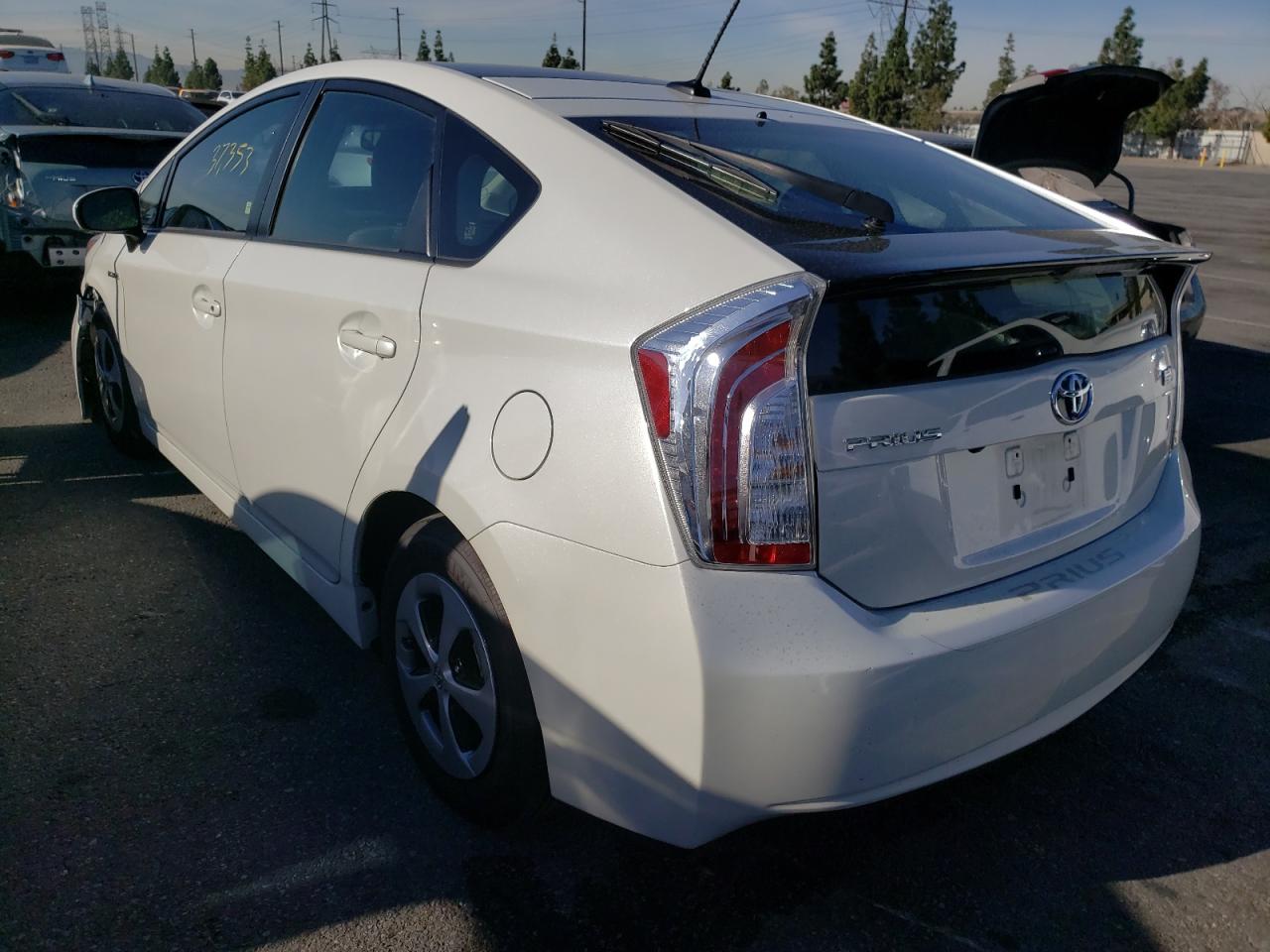 Zdjęcie 3 z aukcji – 2012 TOYOTA PRIUS z VIN JTDKN3DU6C1551654