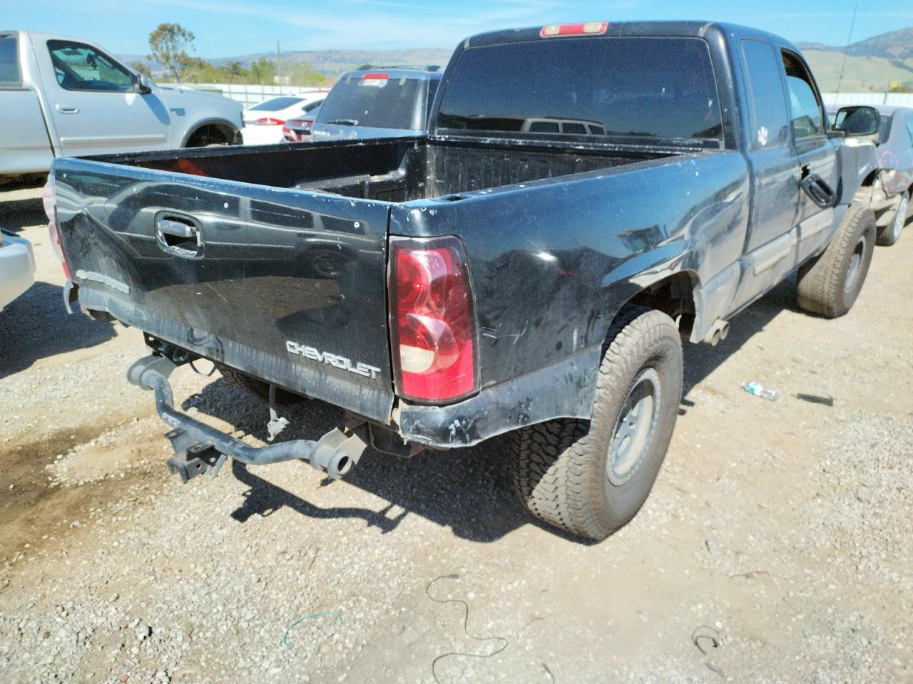 Photo 4 from auction – 2004 CHEVROLET SILVERADO with VIN 1GCEC19V04E383061
