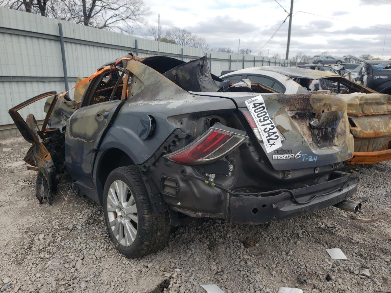 Photo 3 from auction – 2010 MAZDA 6 I with VIN 1YVHZ8CH7A5M47111