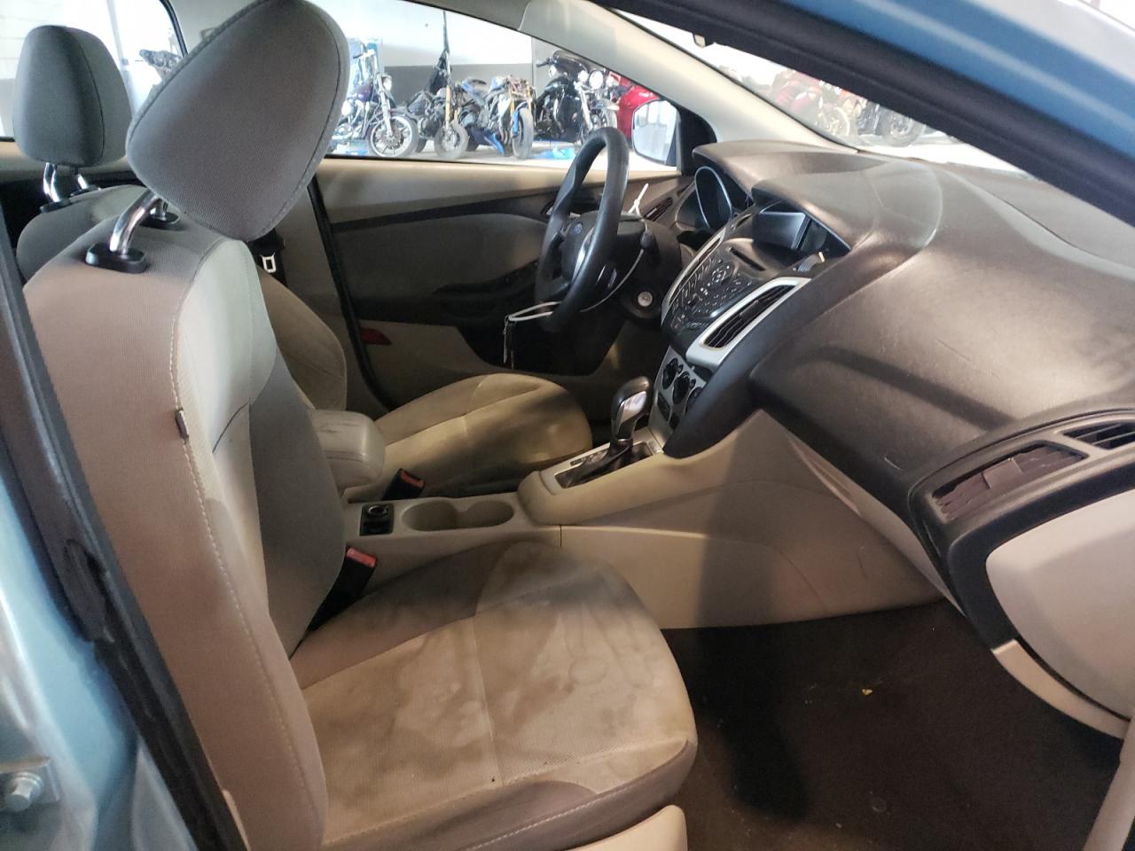 Photo 5 from auction – 2012 FORD FOCUS SE with VIN 1FAHP3F29CL363107