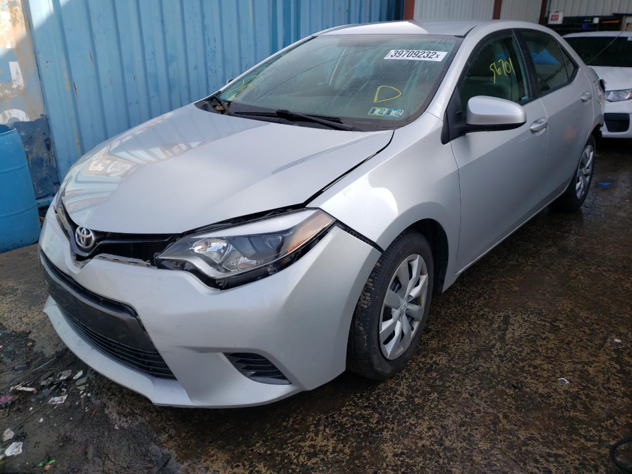 Photo 2 from auction – 2015 TOYOTA COROLLA L with VIN 2T1BURHE1FC437702