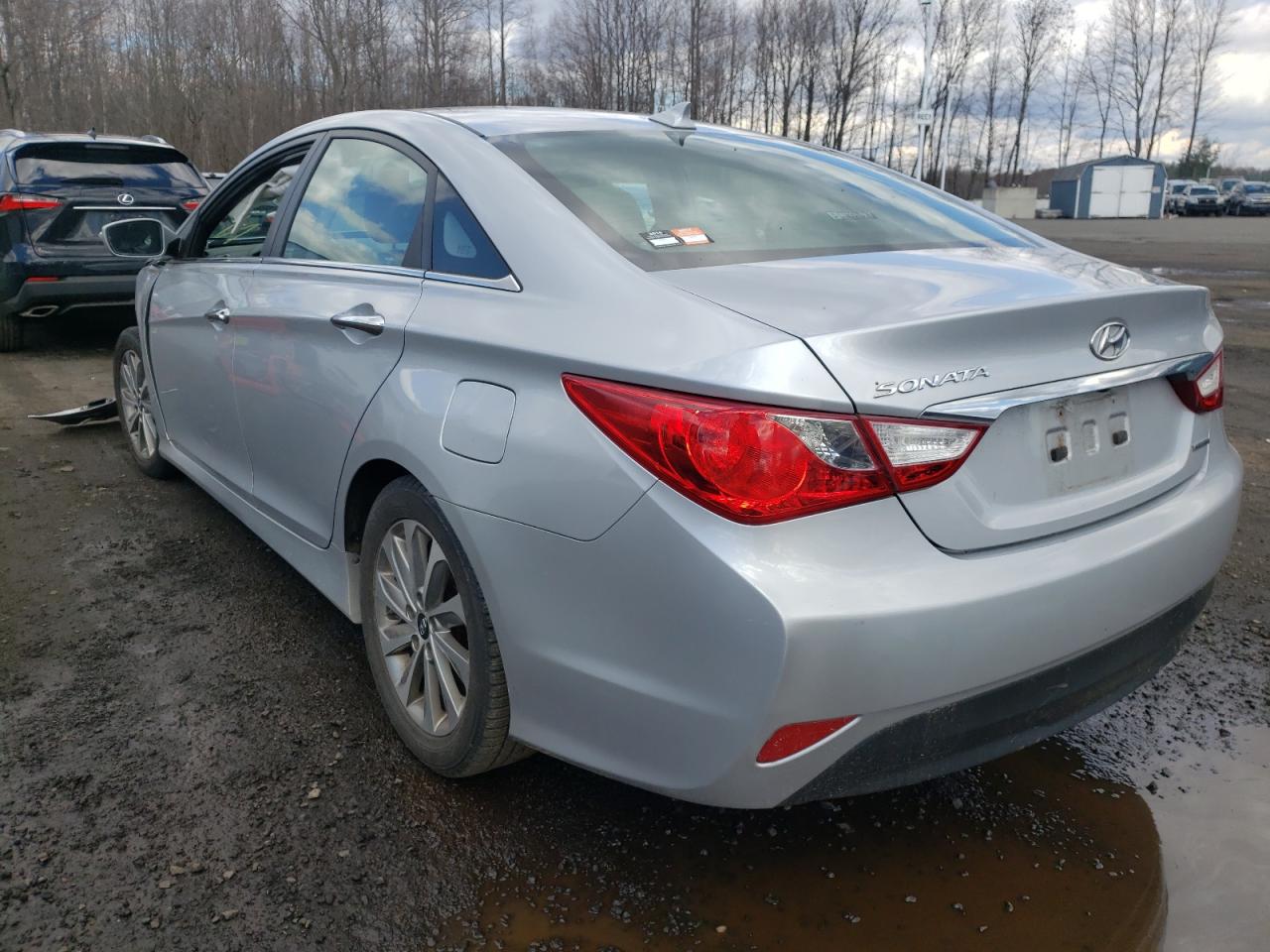Photo 3 from auction – 2014 HYUNDAI SONATA SE with VIN 5NPEC4AC0EH902039