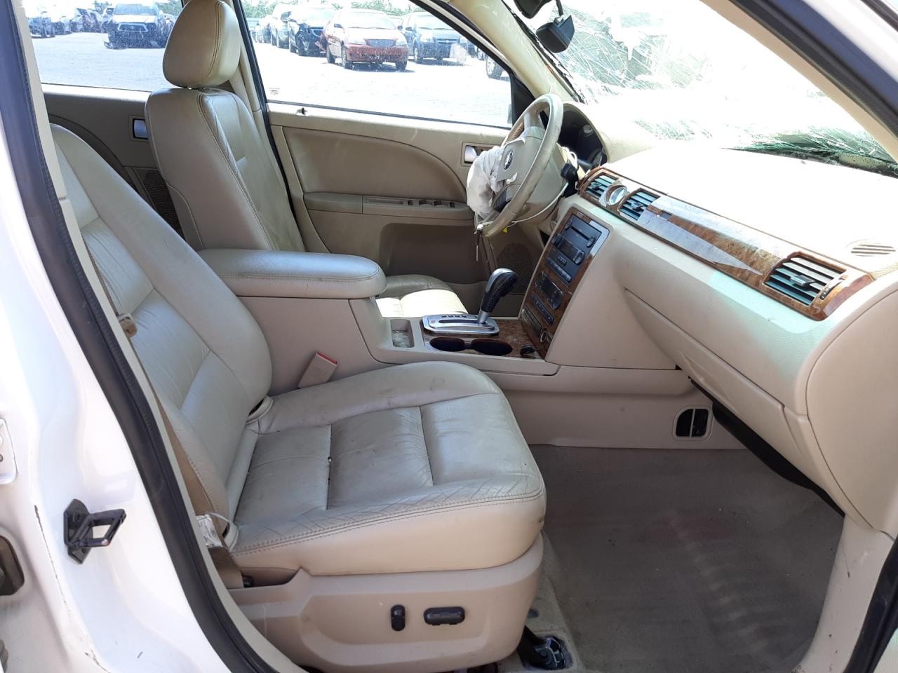 Photo 5 from auction – 2005 FORD FIVE HUNDR with VIN 1FAFP25195G104199