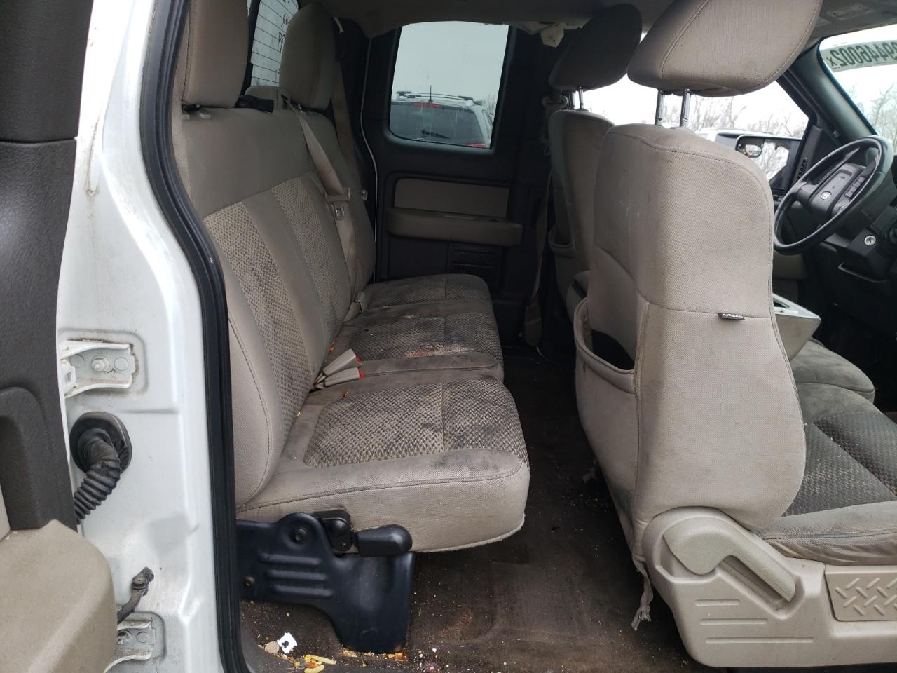 Photo 6 from auction – 2010 FORD F150 SUPER with VIN 1FTFX1EV7AFD60199