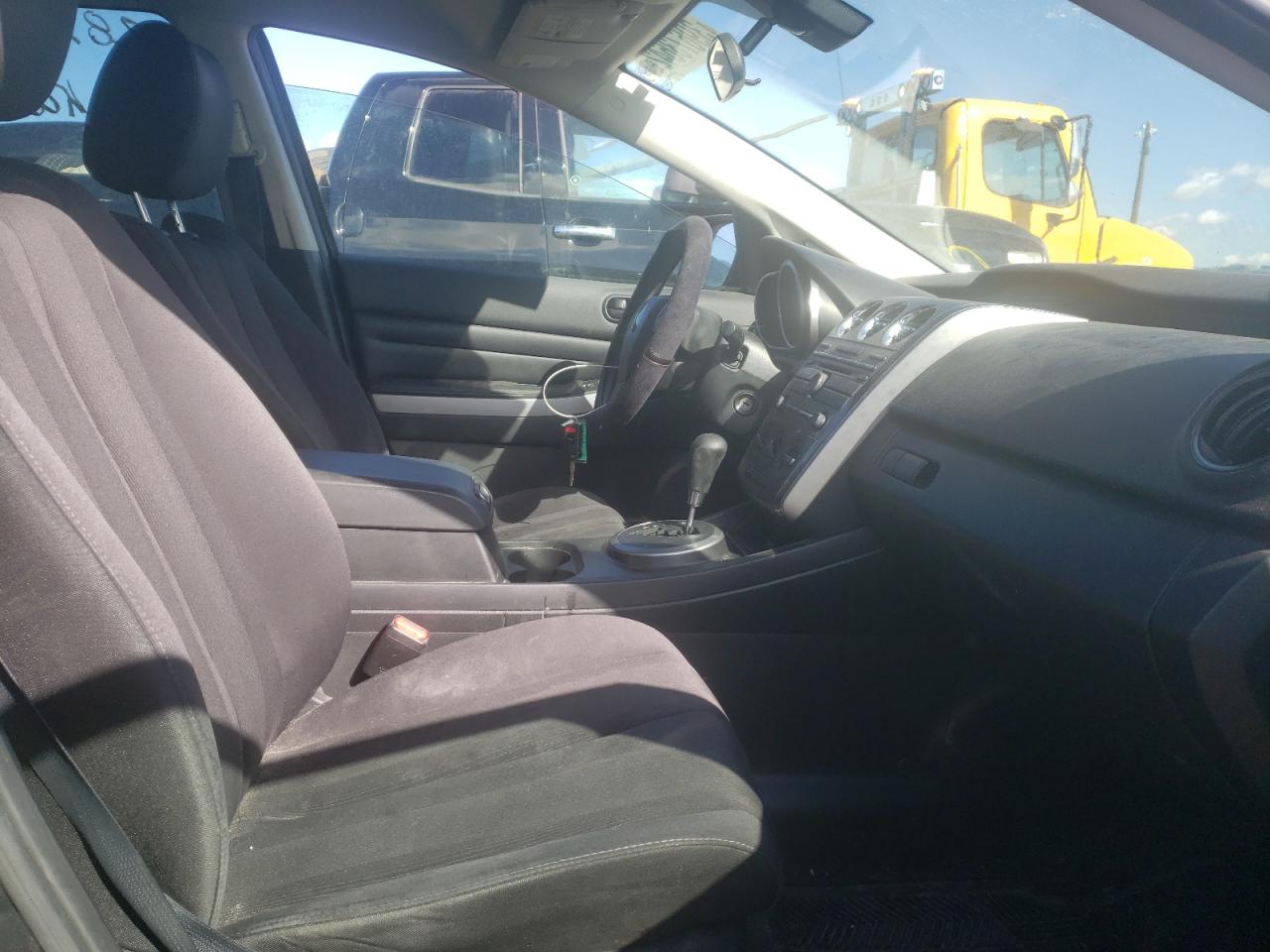 Photo 5 from auction – 2011 MAZDA CX-7 with VIN JM3ER2B52B0375348