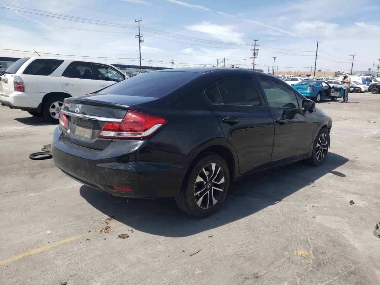 Foto 4 de la subasta – 2014 HONDA CIVIC EX con VIN 19XFB2F87EE263078