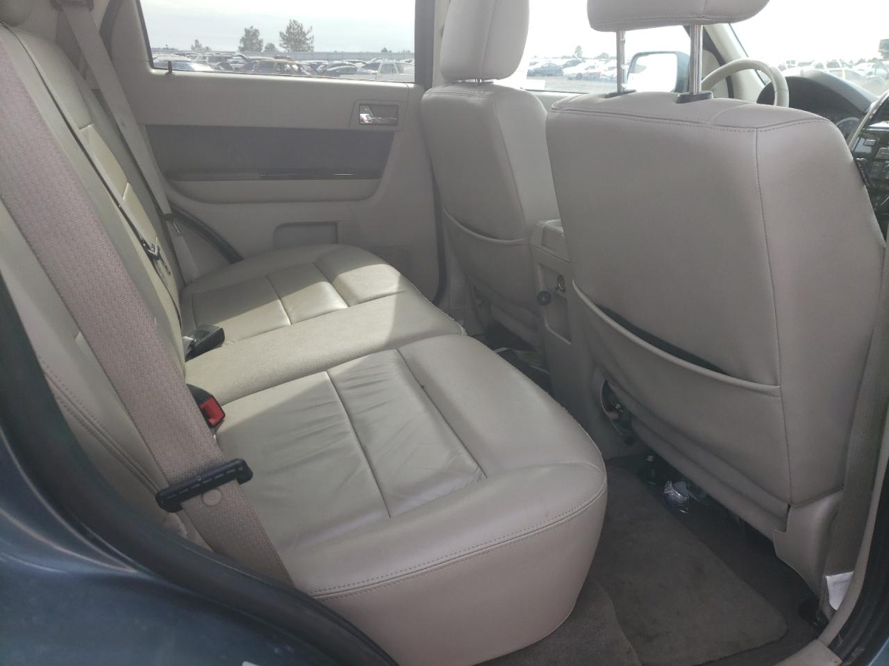 Photo 6 from auction – 2011 FORD ESCAPE HYB with VIN 1FMCU5K39BKA61534