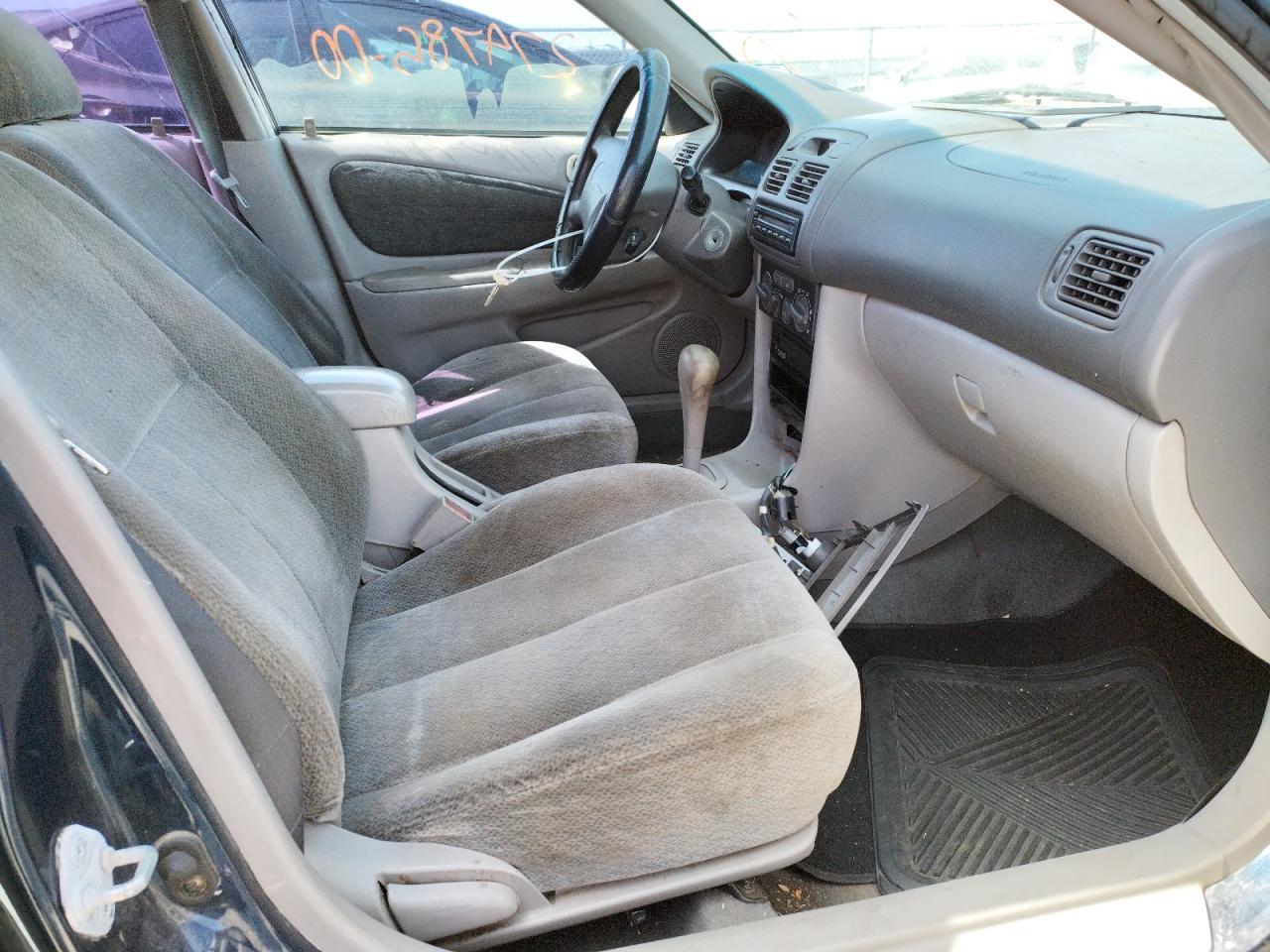 Photo 5 from auction – 2001 TOYOTA COROLLA CE with VIN 1NXBR12E41Z465268