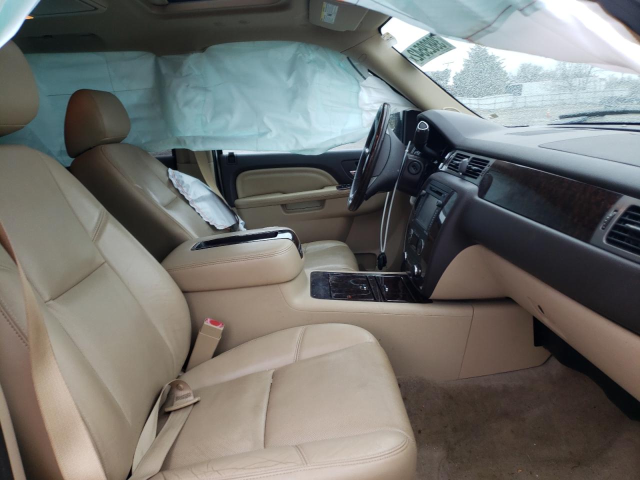Photo 5 from auction – 2012 GMC YUKON DENA with VIN 1GKS2EEF9CR226040
