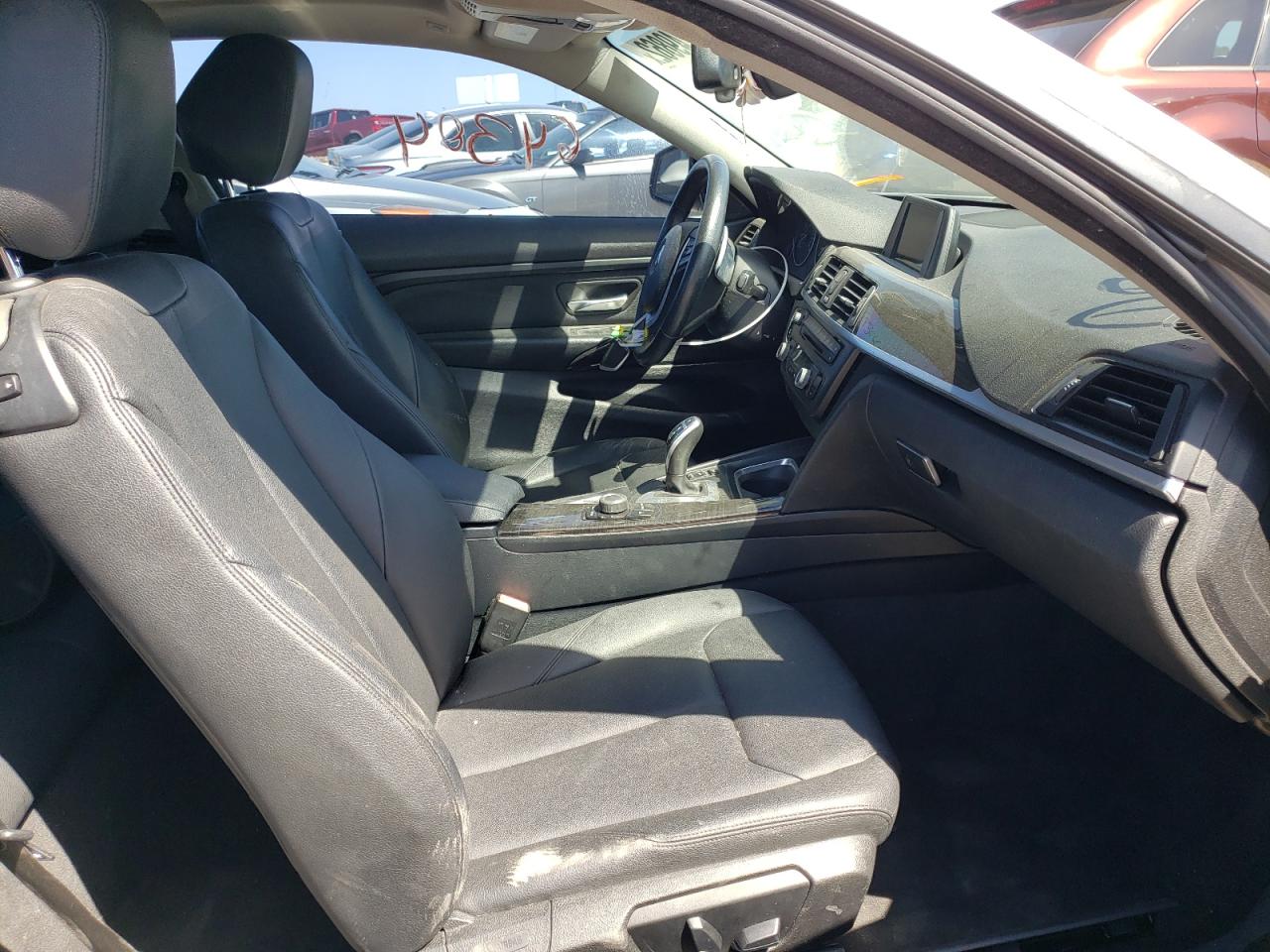 صورة رقم 5 من المزاد - 2015 BMW 428 I مع VIN WBA3N3C52FK233086