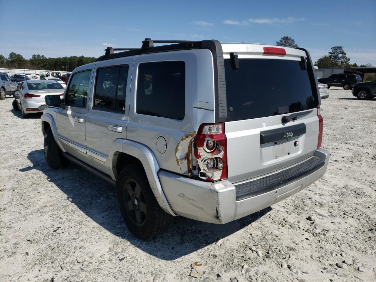 Photo 3 from auction – 2010 JEEP COMMANDER with VIN 1J4RH4GK4AC118285