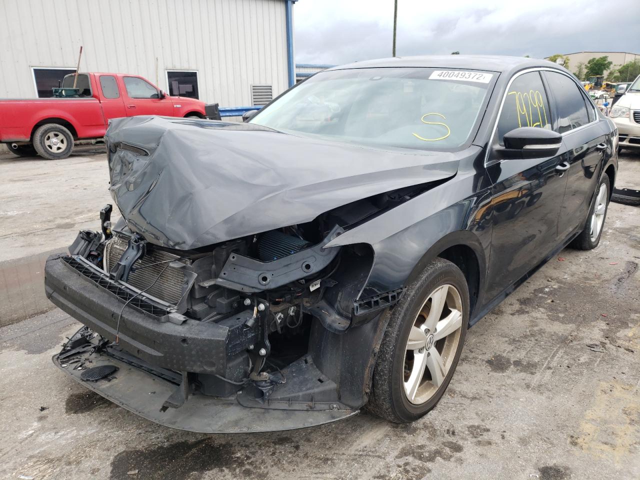 Photo 2 from auction – 2014 VOLKSWAGEN PASSAT SE with VIN 1VWBS7A37EC073826