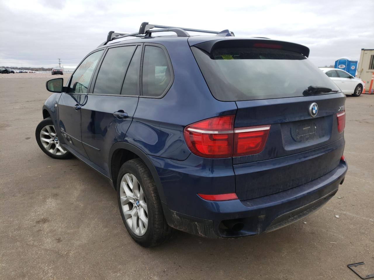 Photo 3 from auction – 2011 BMW X5 XDRIVE3 with VIN 5UXZV4C56BL412351