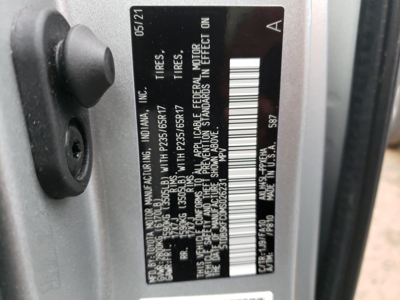 Photo 10 from auction – 2021 TOYOTA SIENNA LE with VIN 5TDBSKFC0MS026231