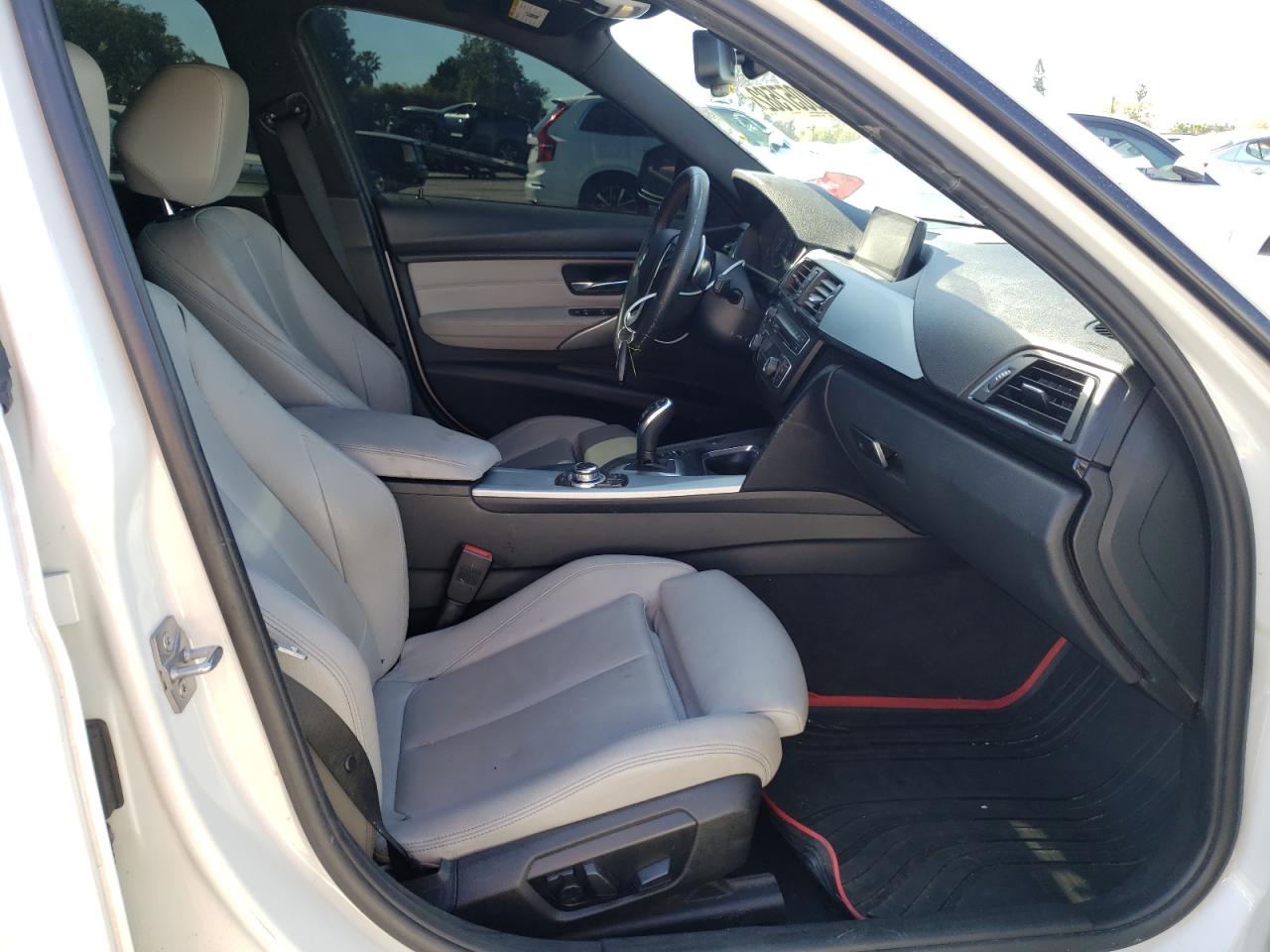 Photo 5 from auction – 2013 BMW 335 I with VIN WBA3A9C5XDF477296